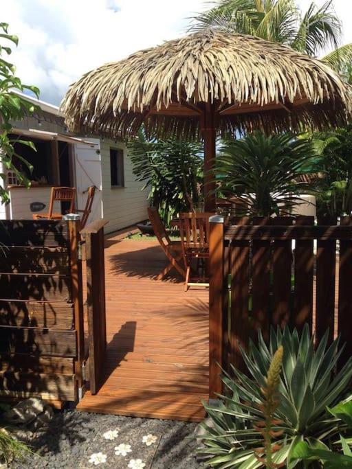 Charmant Bungalow Un P'Tit Coin De Paradis Saint-Francois  Exterior foto